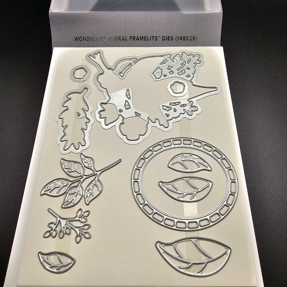 Stampin' Up Sizzix Wonderful Floral Framelits Dies - Picture 3 of 3